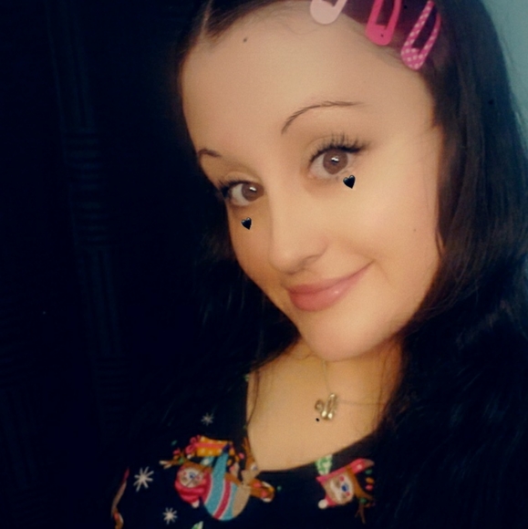 Meet your Posher, Stormie Rose - Picture 10 of 16